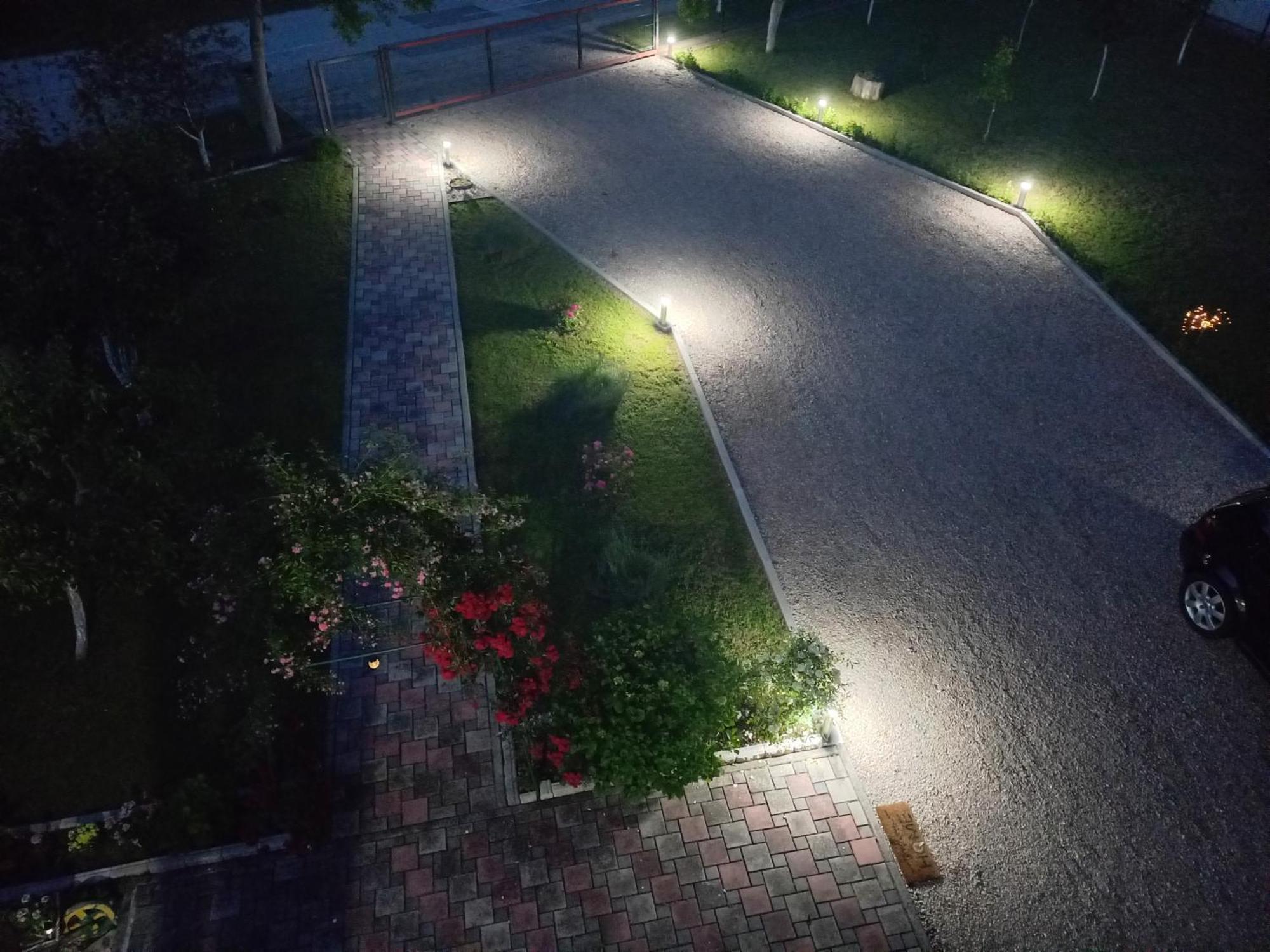 Studio Apartman Azra Kulen Vakuf Buitenkant foto